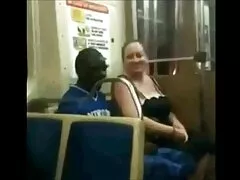 Η κοκκινομάλλα BBW δίνει στο Sloppy Head πριν το γαμήσει