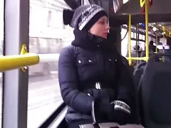 Η Horny MILF Lisa Ann κάνει μασάζ στον κώλο από μεγάλο πουλί
