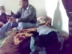 Η ώριμη θετή μαμά Syren De Mer Poaches Stepdaugher's Man
